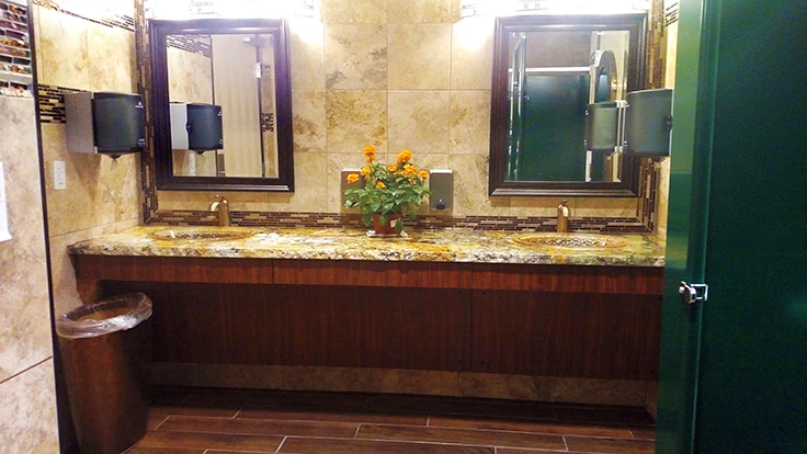 Green-themed bathroom